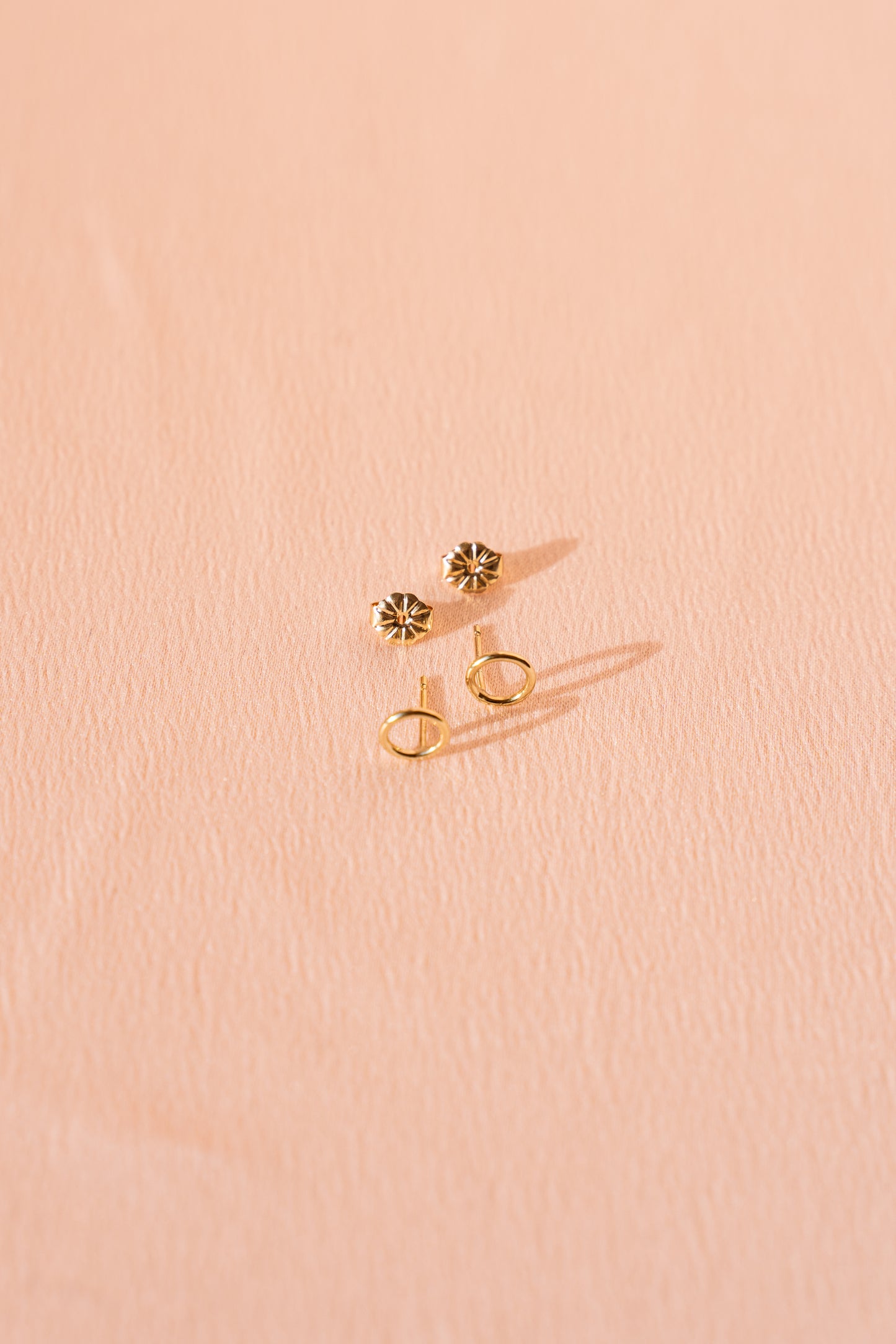 Boucles d'oreilles minimalistes