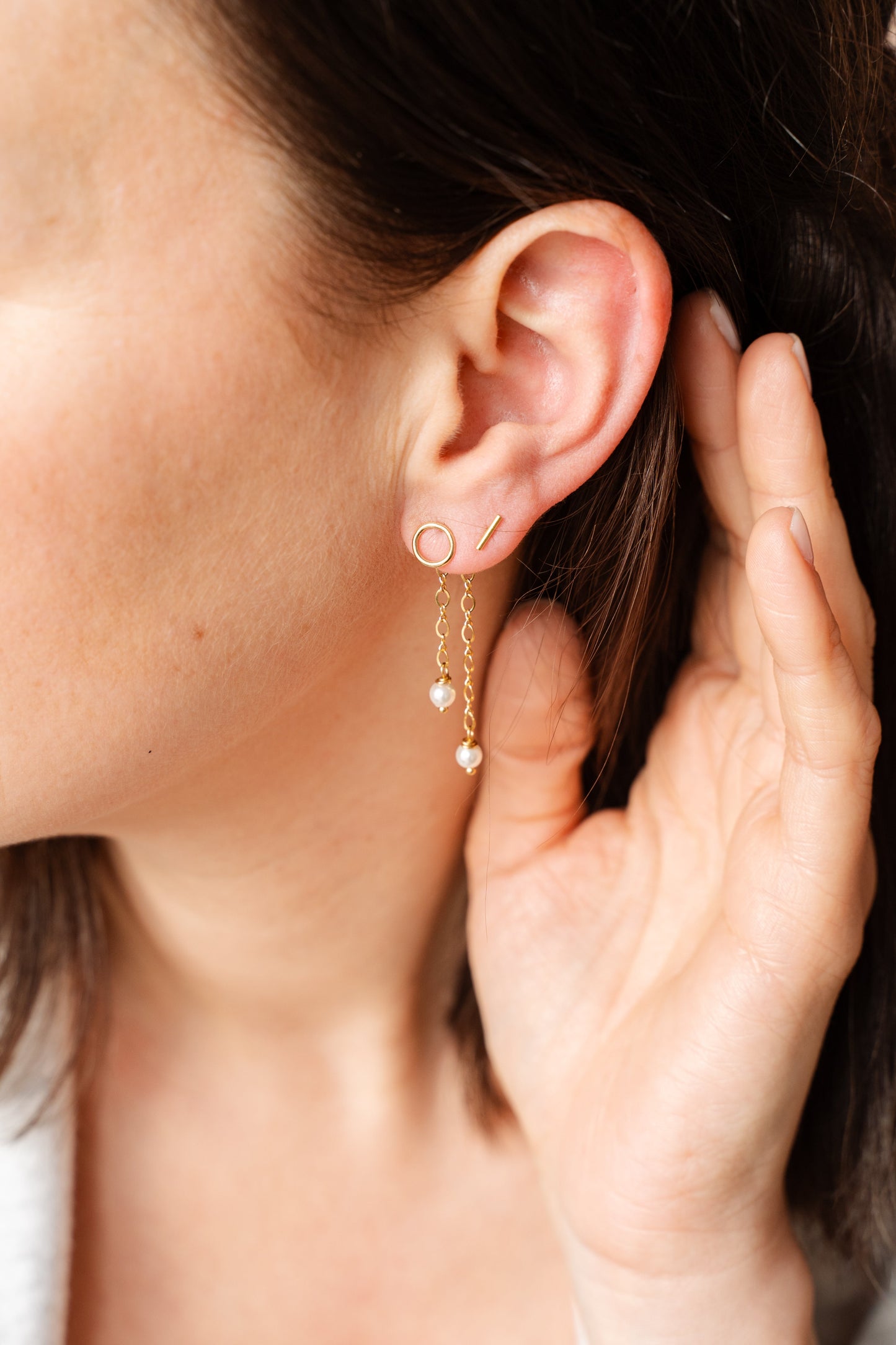 Puces d'oreilles barre avec une boucle et une base en cercle