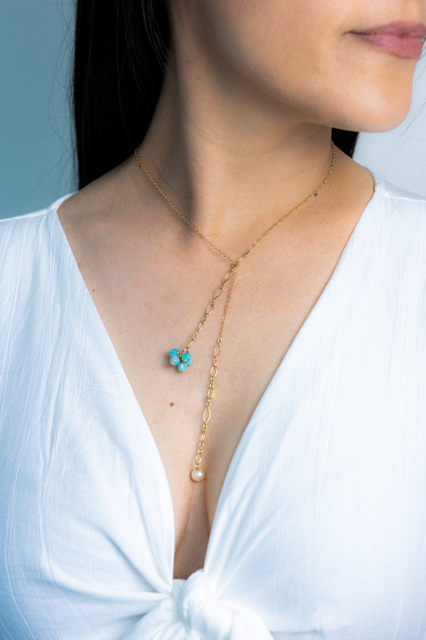 Collier Cravate et perle d'eau douce - bleu turquoise