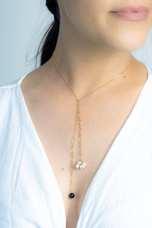 Collier Cravate et perle d'eau douce - blanc