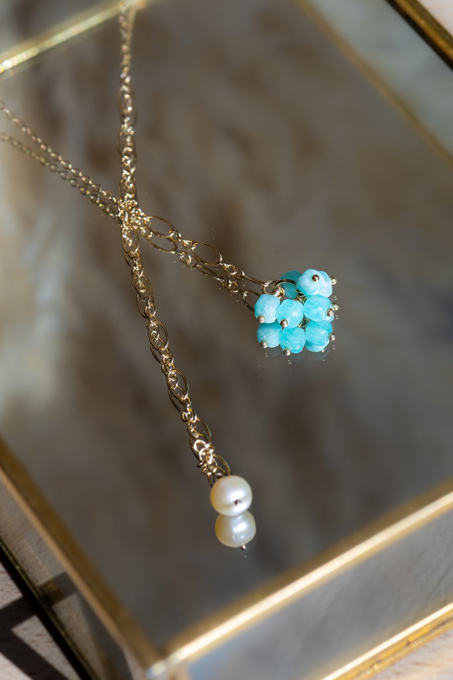 Collier Cravate et perle d'eau douce - bleu turquoise